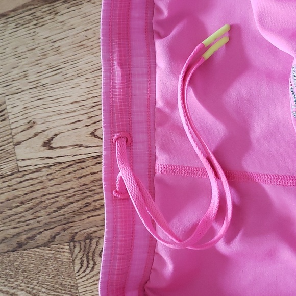 (M) Under Armour Semi-Fitted HeatGear Activewear Shorts Athletic Running Gym - Picture 8 of 9